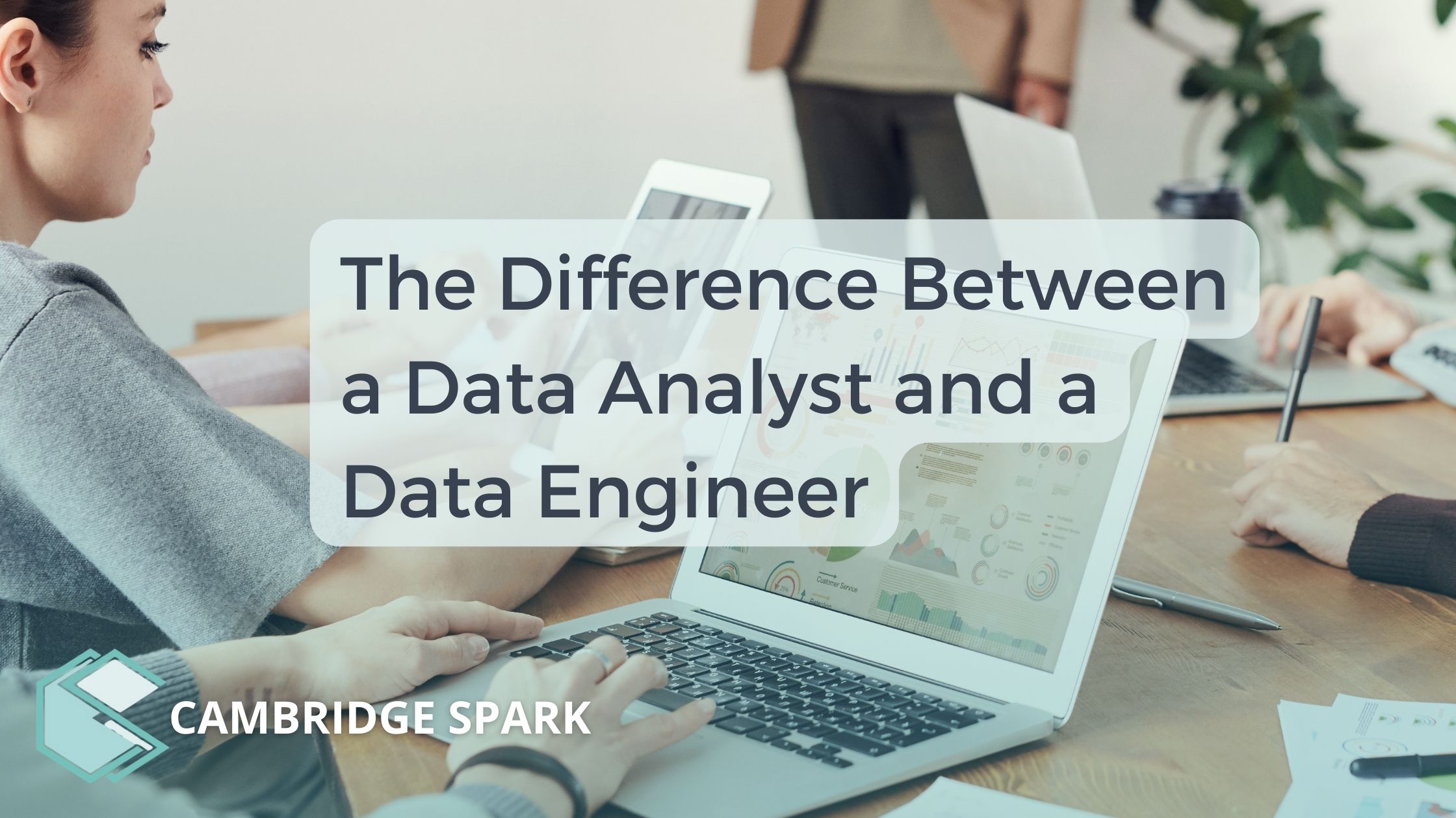 the-difference-between-a-data-analyst-and-a-data-engineer